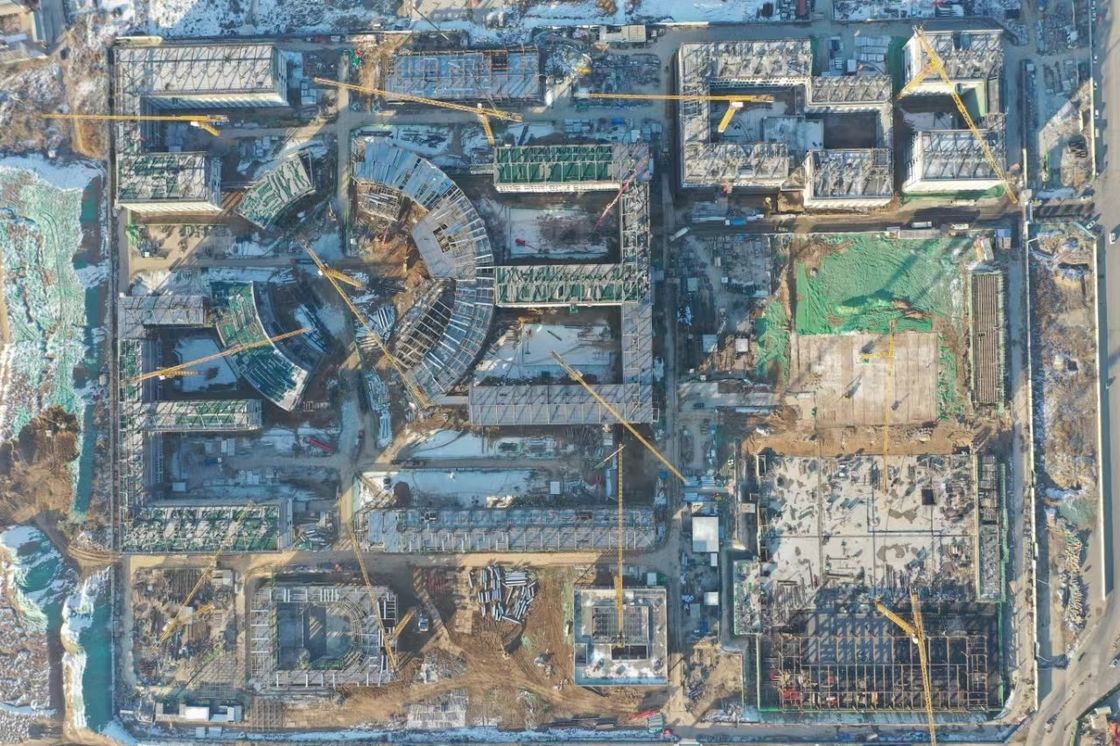 プリエンジニアされた多階建てのプリファブ鉄鋼構造 学生学校 大学 アパート 教務館