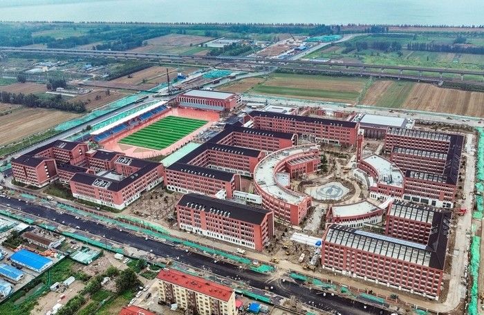 プリエンジニアされた多階建てのプリファブ鉄鋼構造 学生学校 大学 アパート 教務館